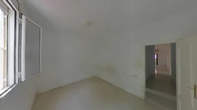 Flat on Trixant Street photo 6