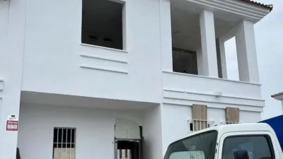 House on Miguel Hernández Street photo 2