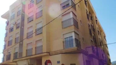 Flat on Escriptor Enric Valor Street photo 3