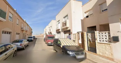 House on Budapest Street photo 3