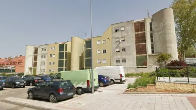 Apartment on Poeta Ramón de Garcíasol Street photo 3