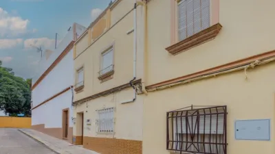 Terraced house on Calle Juez Gonzalez Royano photo 19