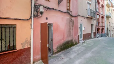 Terraced house in Carrer d'Alpens photo 2