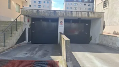 Garaje en venta en Estrada de Castela, cerca de Camiño do Pino - Más