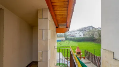 Semi-detached house on Calle Txuloko Kamio photo 32