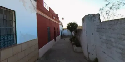 House on Calle del Ebro photo 3