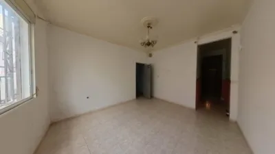 Flat on Cervantes Street photo 2