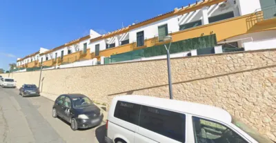 House on Pz Plaza de La Higuerita Street photo 3