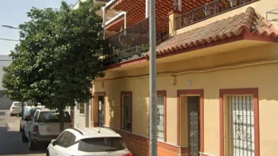 House on Almirante Argadoña Street photo 2