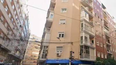 Flat on Calle del Escultor Roque López photo 2