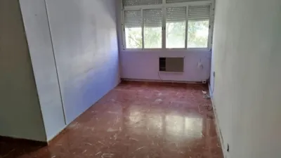 Apartment on Memphis Street photo 4
