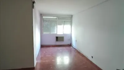 Apartment on Memphis Street photo 2