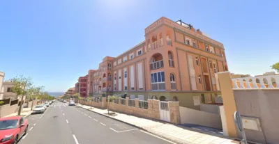 Casa en calle Mar Cantabrico photo 2