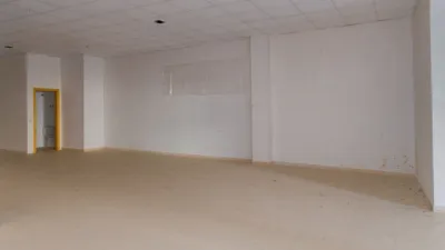 Local comercial en venta en Avenida de Villena - Vista 5