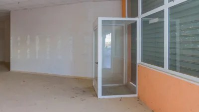 Local comercial en venta en Avenida de Villena - Vista 3