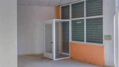 Local comercial en venta en Avenida de Villena - Vista 4