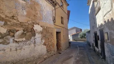 Casa en venta en Calle Sisallar, Velilla de Ebro de 20.900 €