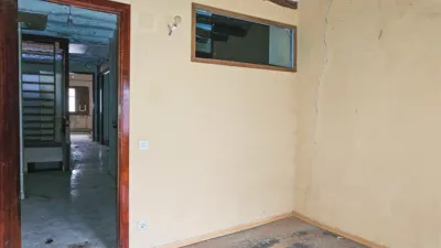 Casa en venta en Calle Sisallar, Velilla de Ebro de 20.900 €