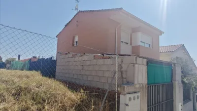 Piso en venta en Calle de Benito Pérez Galdós, Villanueva de Perales de 177.000 €