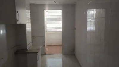Piso en venta en Calle de los Hermanos Pinzón, La Roda de 39.525 €