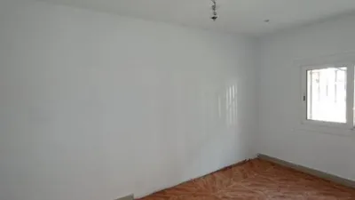 Flat on Carrer de l'Amistat photo 8