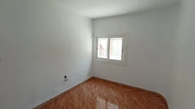 Flat on Carrer de l'Amistat photo 3