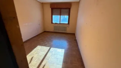 Piso en venta en Avenida Francisco Cabrera, Bello (Cabañaquinta-Aller). Municipio de Aller de 65.000 €