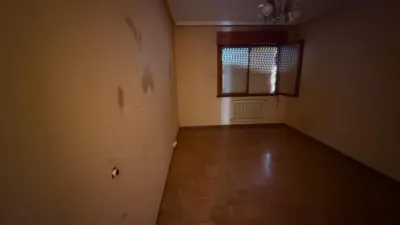 Piso en venta en Avenida Francisco Cabrera, Bello (Cabañaquinta-Aller). Municipio de Aller de 65.000 €