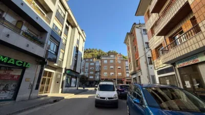 Piso en venta en Avenida Francisco Cabrera, Bello (Cabañaquinta-Aller). Municipio de Aller de 65.000 €