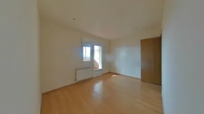 Flat in Marcilla photo 12