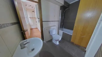 Flat in Marcilla photo 15