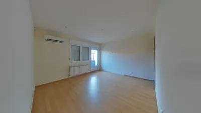 Flat in Marcilla photo 3