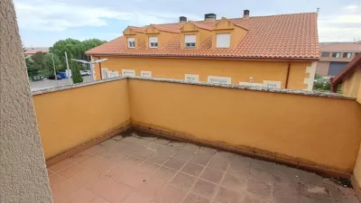 Piso en venta en Calle San Blas, Monfarracinos de 56.000 €