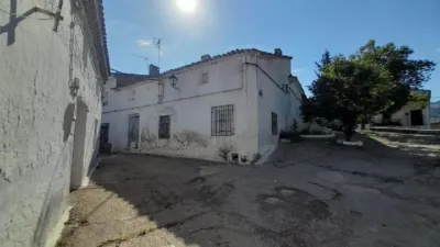 Terraced house on Calle Diseminados photo 3
