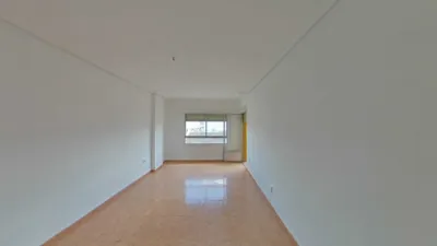 Flat on Cuesta Castejón Street photo 3