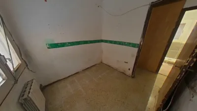 Flat in Centre-Station Area-Passeig de Joan Maragall photo 9
