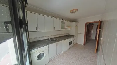 Flat on Calle de Asturias photo 3