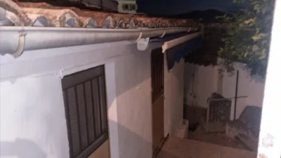 Casa en venta en Ubrique, Ubrique de 32.000 €