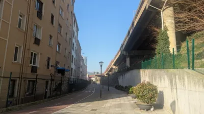 Piso en venta en Calle de la Salve, 1, Abandoibarra-Guggenheim (Distrito Abando. Bilbao) de 410.000 €