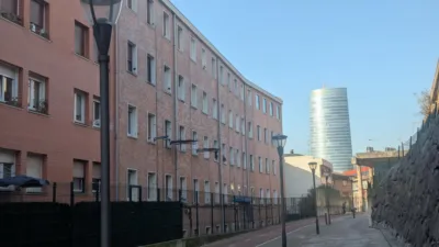 Piso en venta en Calle de la Salve, 1, Abandoibarra-Guggenheim (Distrito Abando. Bilbao) de 410.000 €