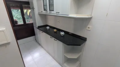 Dúplex en venta en Calle Iturribide, 16, cerca de Calle de Zumárraga, Solokoetxe (Distrito Ibaiondo. Bilbao) de 205.000 €