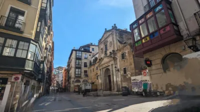 Ático en venta en Calle Somera, Casco Viejo - Zazpi Kaleak (Distrito Ibaiondo. Bilbao) de 159.000 €