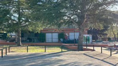 Chalet unifamiliar en venta en Carrer Pinassa, Montserrat de 375.000 €