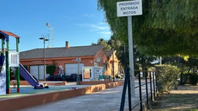 Chalet unifamiliar en venta en Carrer Pinassa, Montserrat de 375.000 €