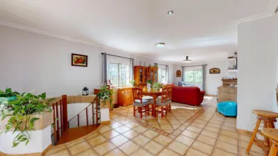 Chalet unifamiliar en venta en Carrer Pinassa, Montserrat de 375.000 €