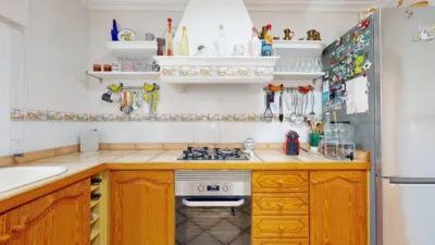 Chalet unifamiliar en venta en Carrer Pinassa, Montserrat de 375.000 €