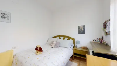Chalet unifamiliar en venta en Carrer Pinassa, Montserrat de 375.000 €
