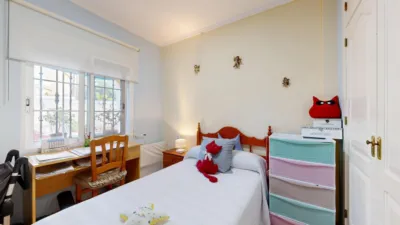 Chalet unifamiliar en venta en Carrer Pinassa, Montserrat de 375.000 €