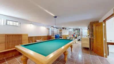Chalet unifamiliar en venta en Carrer Pinassa, Montserrat de 375.000 €