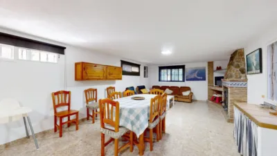 Chalet unifamiliar en venta en Carrer Pinassa, Montserrat de 375.000 €